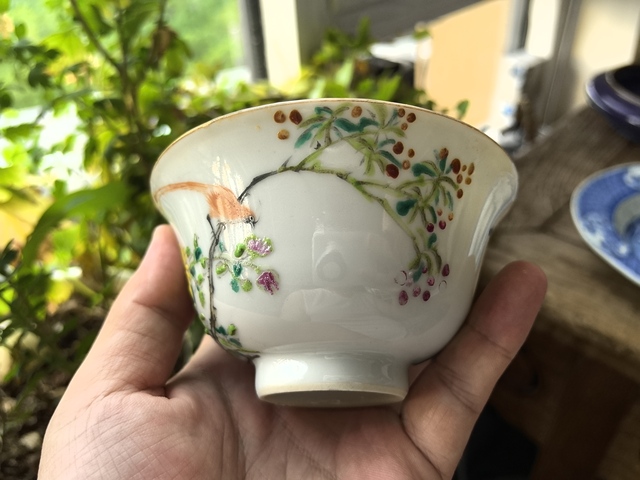 古玩陶瓷淺絳彩花鳥紋茶碗真品鑒賞圖