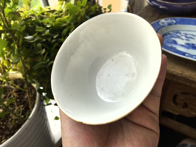 古玩陶瓷淺絳彩花鳥紋茶碗真品鑒賞圖
