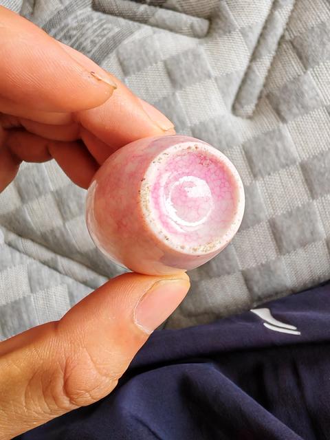 古玩陶瓷清中晚期 鱔魚血哥釉鼻煙壺真品鑒賞圖