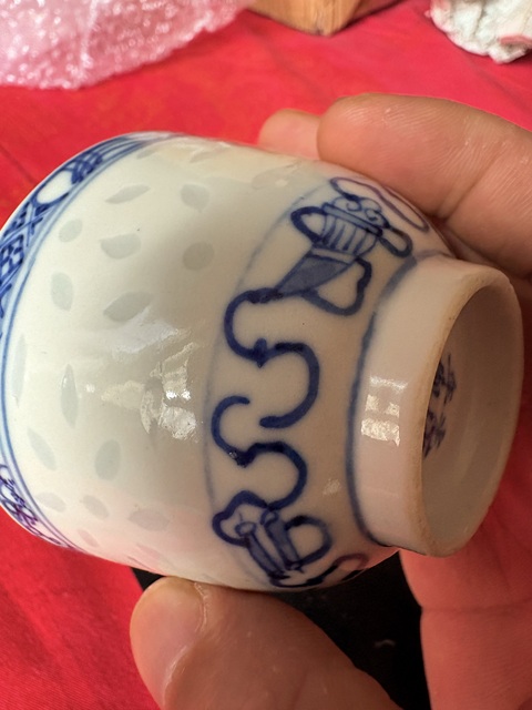 古玩陶瓷光緒青花玲瓏瓷杯真品鑒賞圖