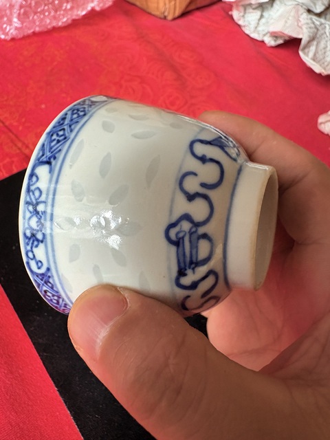 古玩陶瓷光緒青花玲瓏瓷杯真品鑒賞圖