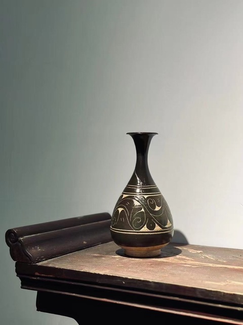 古玩陶瓷宋金黑釉剃刻玉壺春真品鑒賞圖
