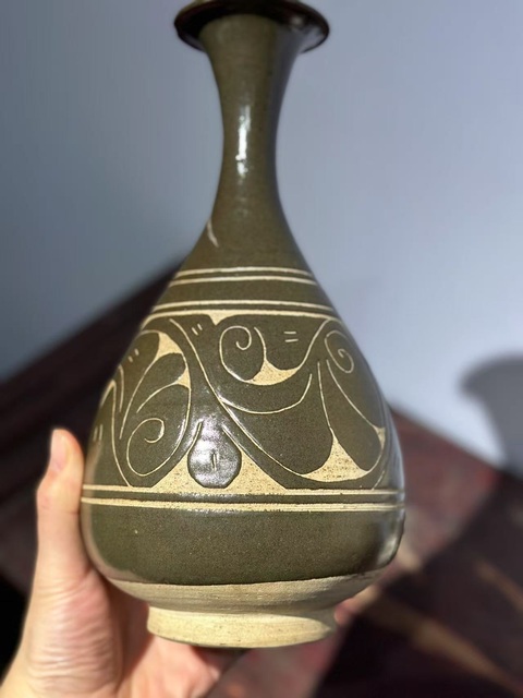 古玩陶瓷宋金黑釉剃刻玉壺春真品鑒賞圖
