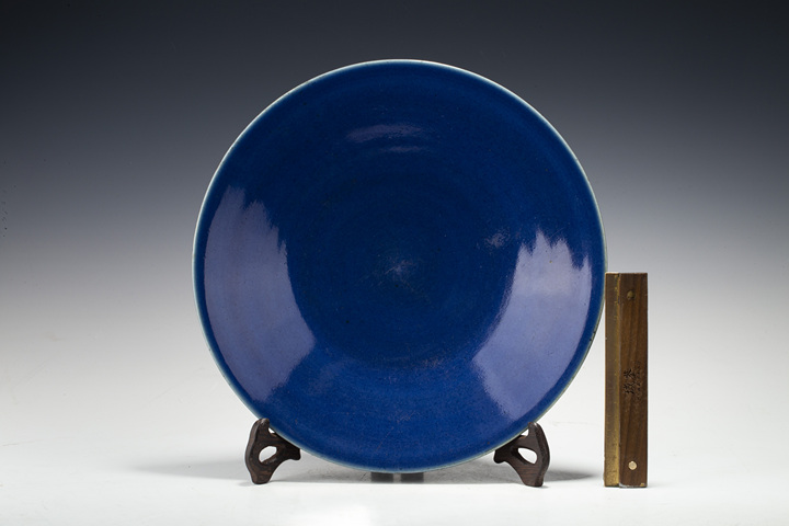 古玩陶瓷清中晚·霽藍釉盤真品鑒賞圖
