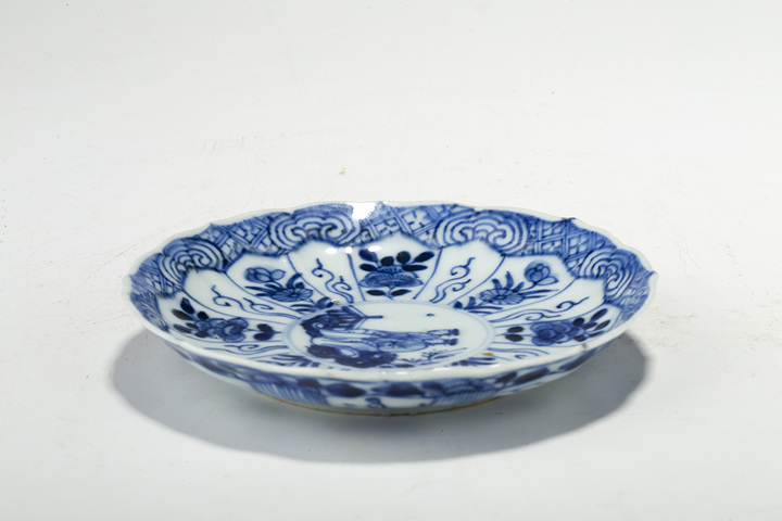 古玩陶瓷清康熙·青花二喬人物紋花口小盤拍賣,當前價格118元