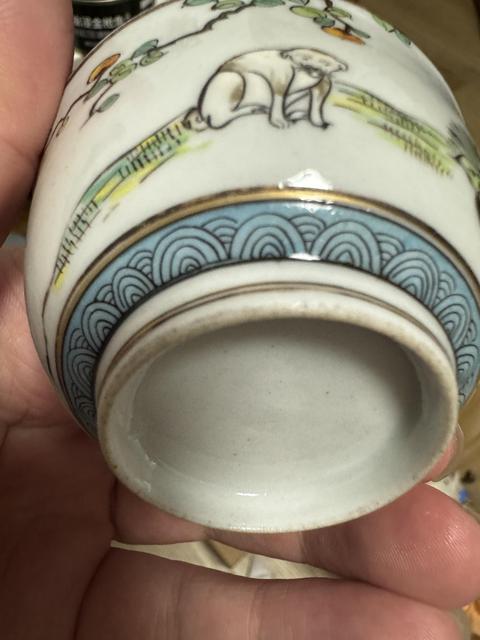 古玩陶瓷人物杯盤真品鑒賞圖