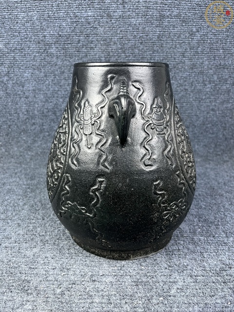 古玩陶瓷黑釉雕瓷鳩耳尊，不是景德鎮(zhèn)窯口真品鑒賞圖