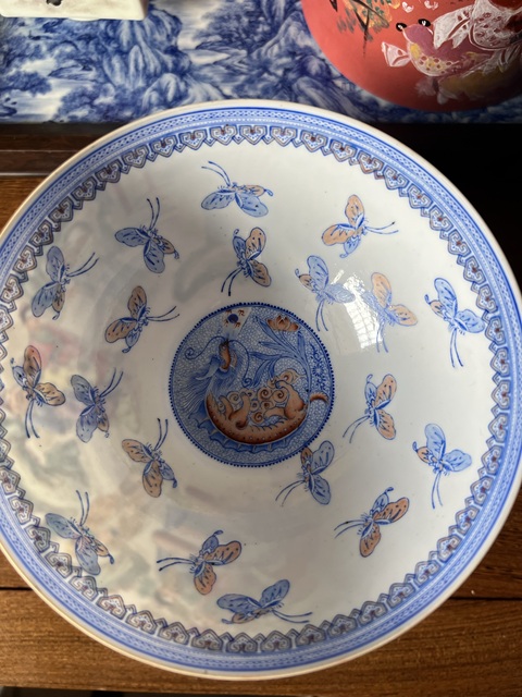 古玩陶瓷粉彩人物故事薄胎碗真品鑒賞圖