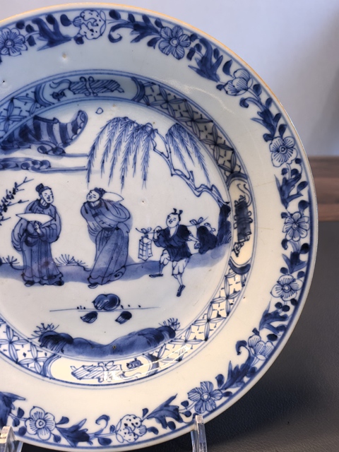 古玩陶瓷青花人物故事紋盤真品鑒賞圖