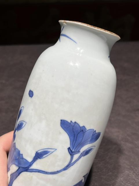 古玩陶瓷花鳥紋青花一筒瓶真品鑒賞圖