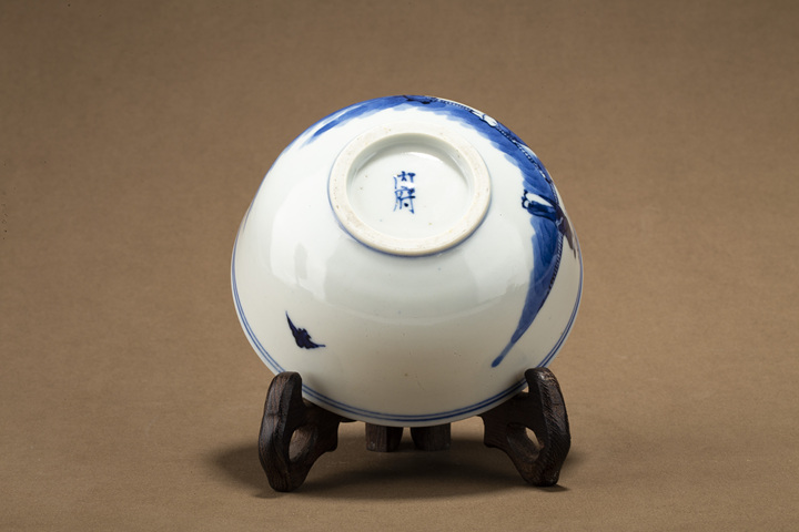 古玩陶瓷晚清·青花竹林七賢紋碗真品鑒賞圖