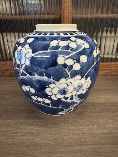 古玩陶瓷青花冰梅紋罐真品鑒賞圖