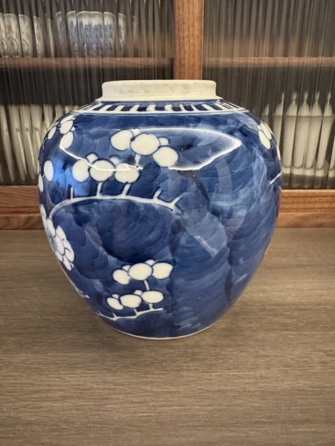 古玩陶瓷青花冰梅紋罐真品鑒賞圖