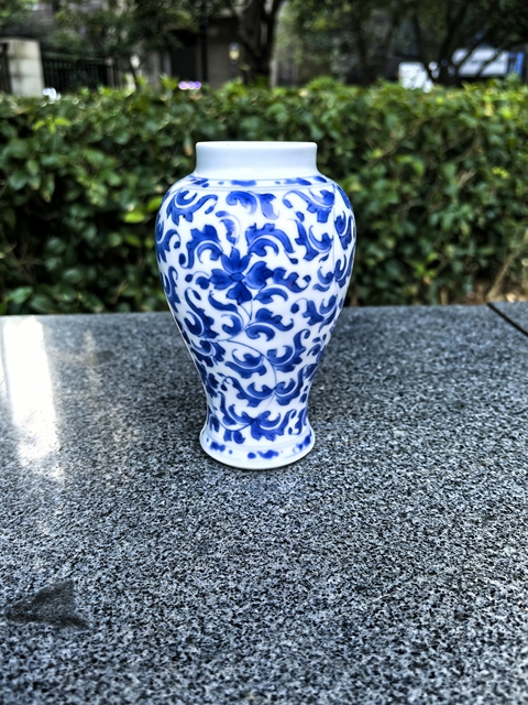 古玩陶瓷青花西番蓮小罐真品鑒賞圖