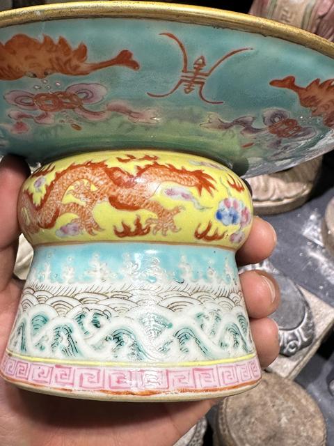 古玩陶瓷解放初期龍紋高足盤真品鑒賞圖