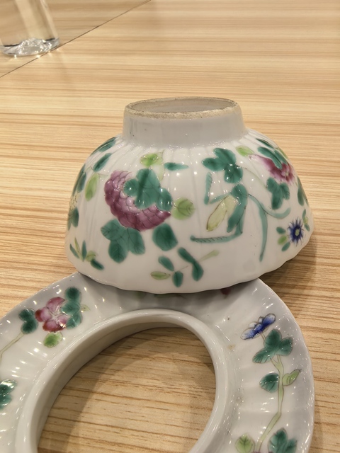 古玩陶瓷粉彩蓋碗真品鑒賞圖