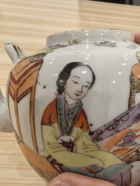 古玩陶瓷粉彩壺真品鑒賞圖