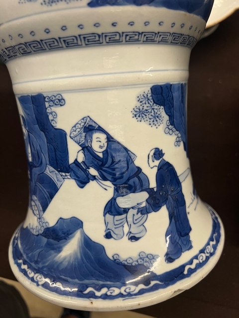 古玩陶瓷青花人物故事紋花觚真品鑒賞圖
