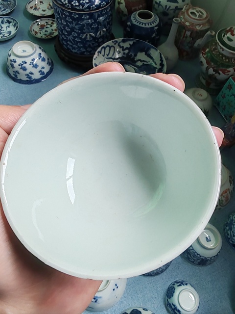 古玩陶瓷清中期青花纏枝花卉紋茶圓拍賣,當前價格880元