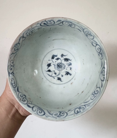 古玩陶瓷花卉紋青花小碗真品鑒賞圖