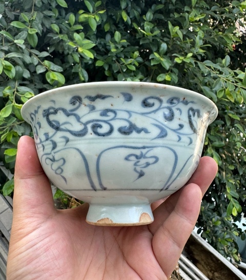 古玩陶瓷花卉紋青花小碗真品鑒賞圖