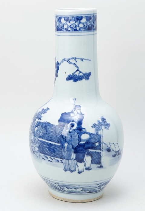 古玩陶瓷青花人物紋天球瓶真品鑒賞圖
