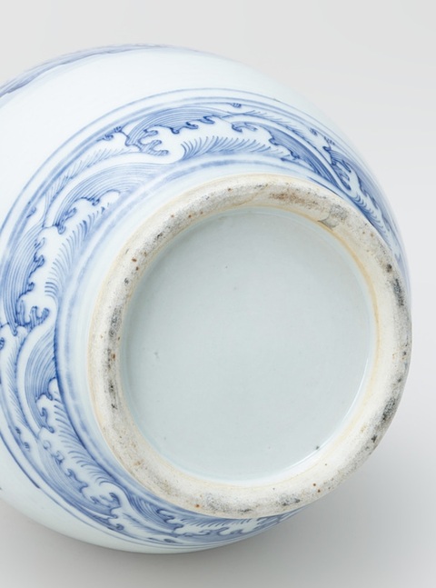 古玩陶瓷青花人物紋天球瓶真品鑒賞圖