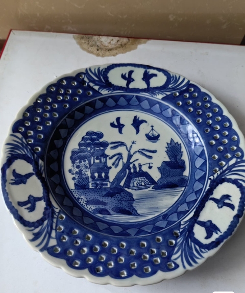 古玩陶瓷青花盤真品鑒賞圖