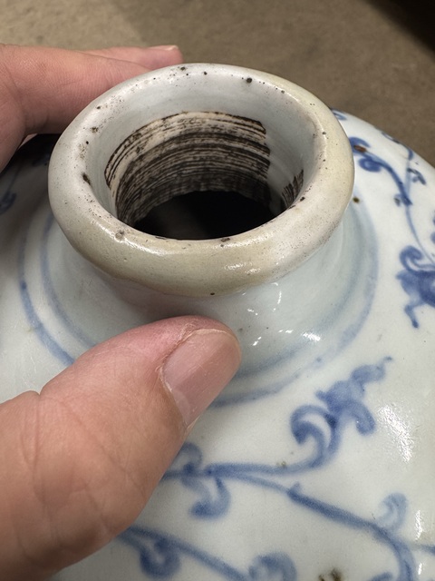 古玩陶瓷人物紋青花梅瓶真品鑒賞圖