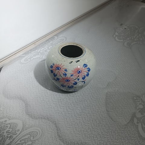 古玩陶瓷豐衣足食西瓜罐拍賣,當前價格230元