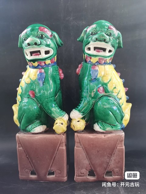 古玩陶瓷獅子塑像真品鑒賞圖