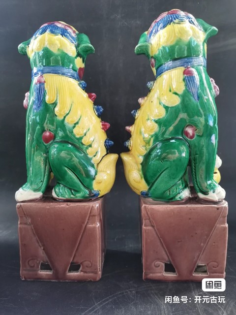 古玩陶瓷獅子塑像真品鑒賞圖