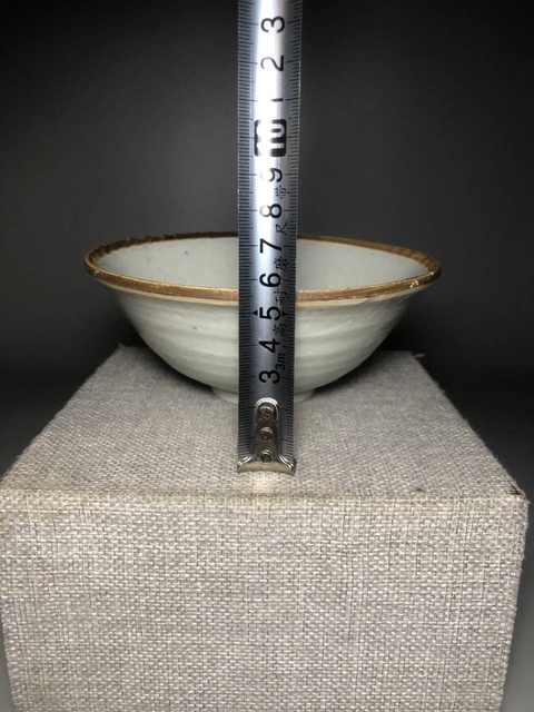 古玩陶瓷青白釉撇口碗真品鑒賞圖