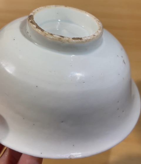 古玩陶瓷甜白釉碗真品鑒賞圖