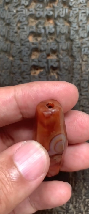 古玩玉器瑪瑙棱珠真品鑒賞圖