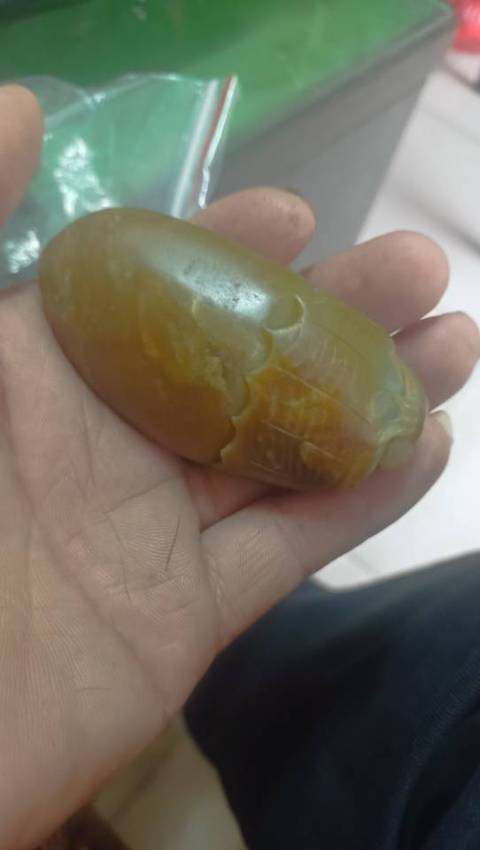 古玩玉器和田玉雕知足常樂題材把件真品鑒賞圖
