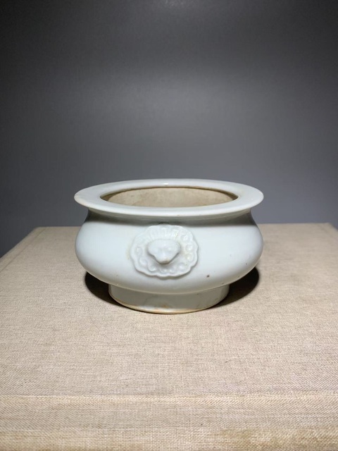 古玩陶瓷德化窯香爐真品鑒賞圖