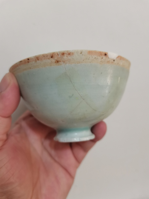 古玩陶瓷湖田窯高足茶碗拍賣，當前價格0元