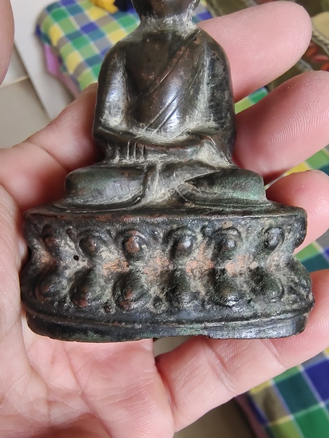 古玩銅器佛像真品鑒賞圖
