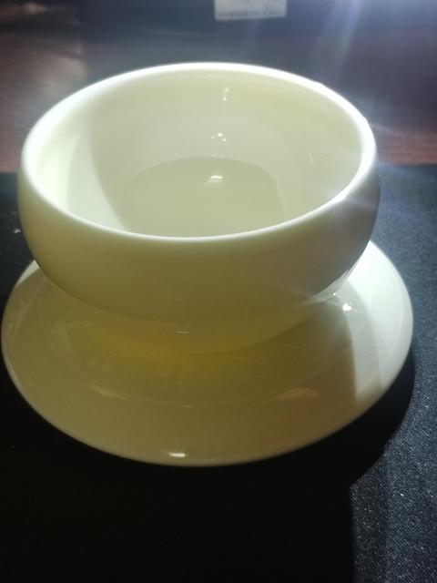 古玩陶瓷現代工藝品真品鑒賞圖