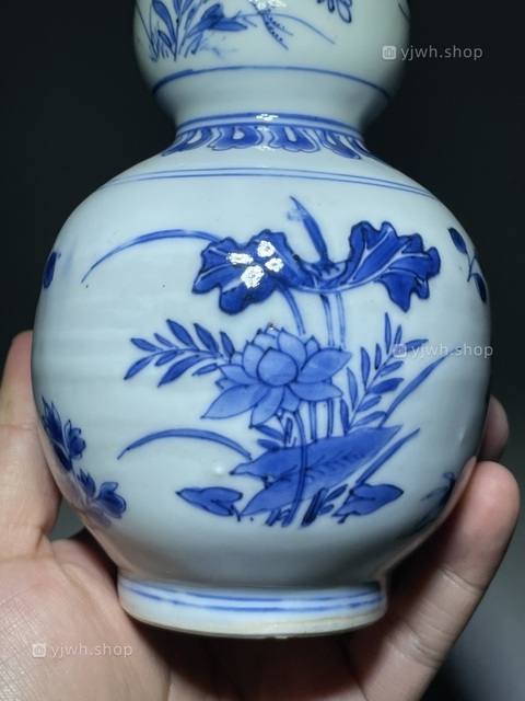 古玩陶瓷青花花卉紋葫蘆瓶真品鑒賞圖