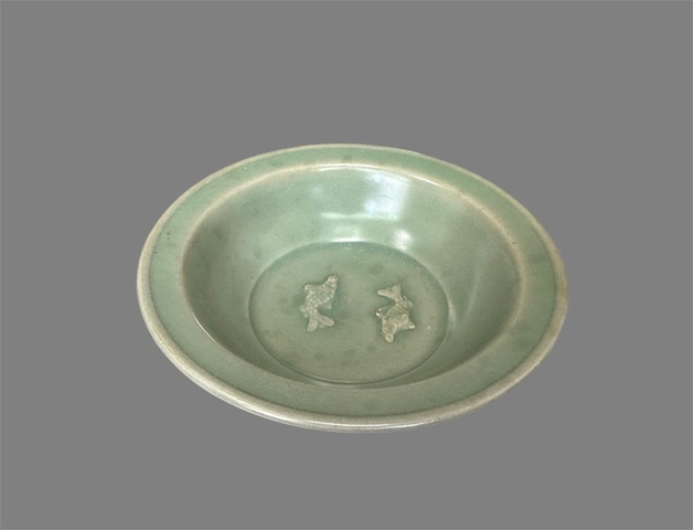 古玩陶瓷龍泉窯雙魚洗真品鑒賞圖