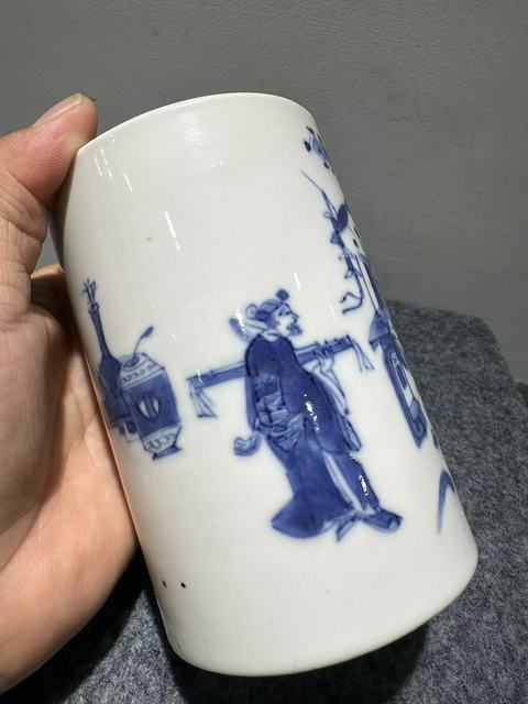 古玩陶瓷青花人物故事筆筒真品鑒賞圖