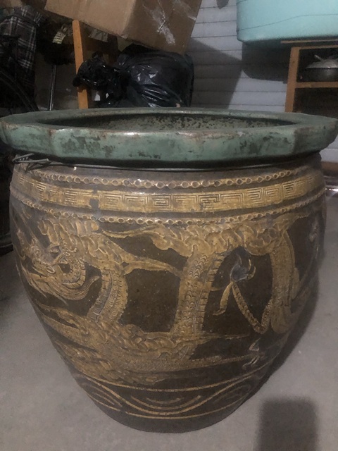 古玩陶瓷醬釉黃龍紋卷缸真品鑒賞圖