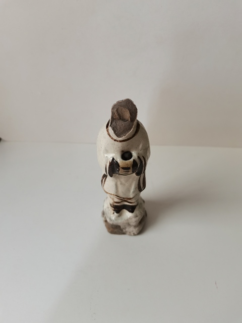 古玩陶瓷磁州窯白地褐彩捧爐俑拍賣,當前價格0元