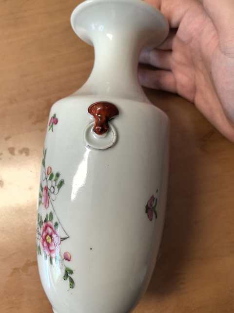 古玩陶瓷粉彩花鳥紋撇口瓶真品鑒賞圖
