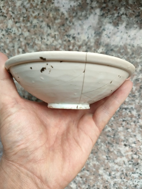 古玩陶瓷邢窯白瓷唇口碗拍賣，當(dāng)前價(jià)格1200元