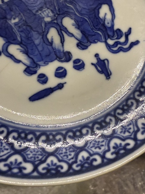 古玩陶瓷青花盤真品鑒賞圖