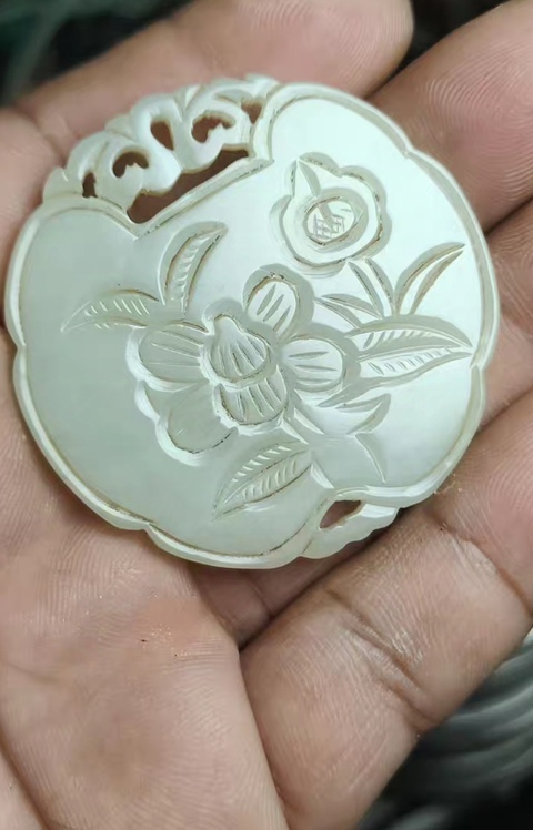 古玩玉器和田玉雕“花卉牌”真品鑒賞圖