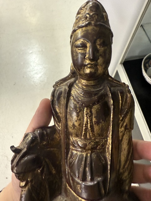 古玩雜項觀音木雕真品鑒賞圖